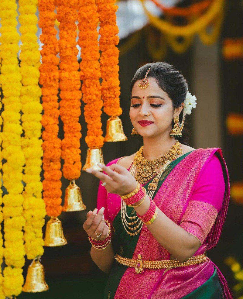 Lila Vol 1 By Aab Art Silk Jacquard Border Saree 